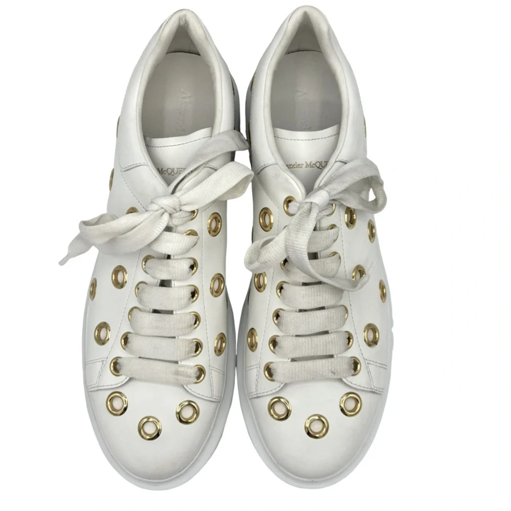 NWOB Alexander McQueen Gold Eyelets White Leather Sneakers - EU 41 (US Sz 11) - Picture 5 of 9